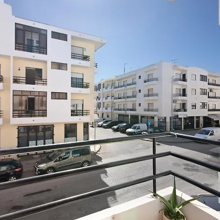 Mar Apartment *